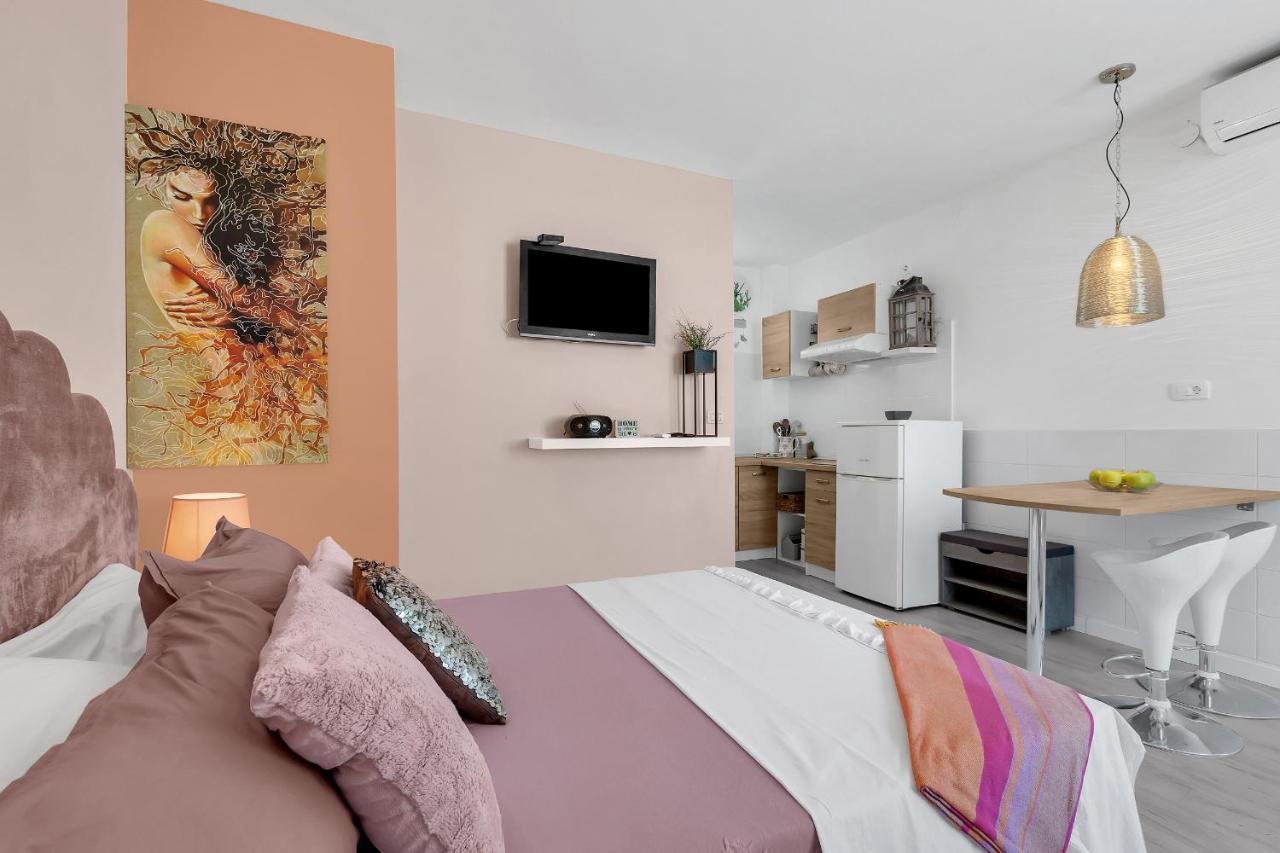 Apartments Barbara Makarska Esterno foto