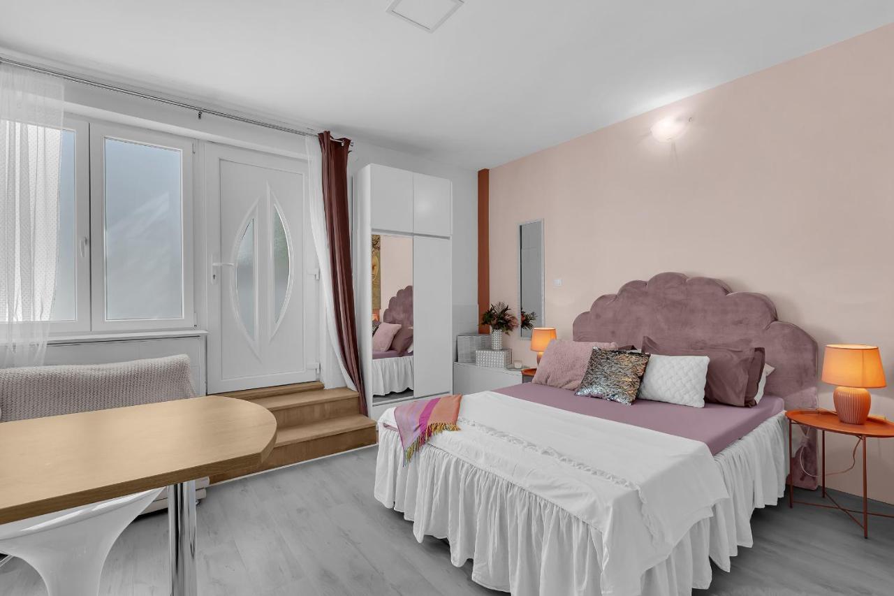 Apartments Barbara Makarska Esterno foto